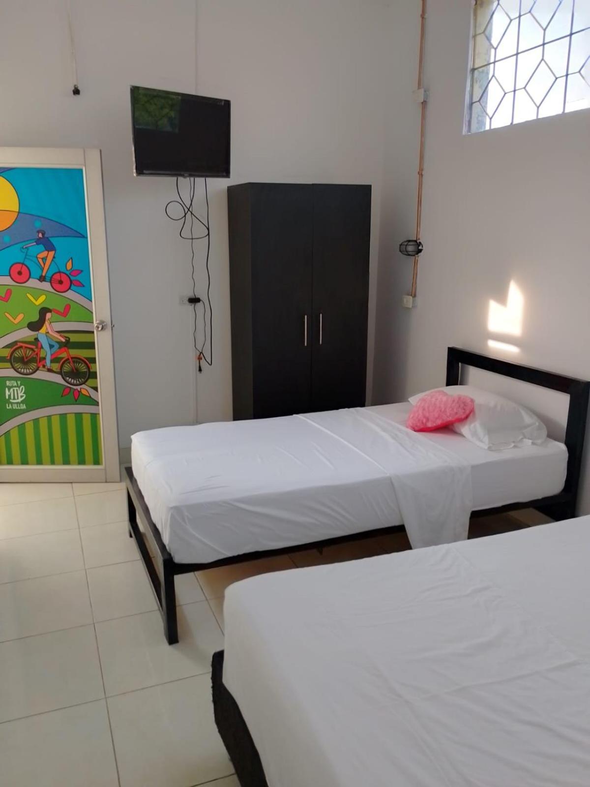 Hospedaje Casa Cultural Saberes Neiva  Buitenkant foto